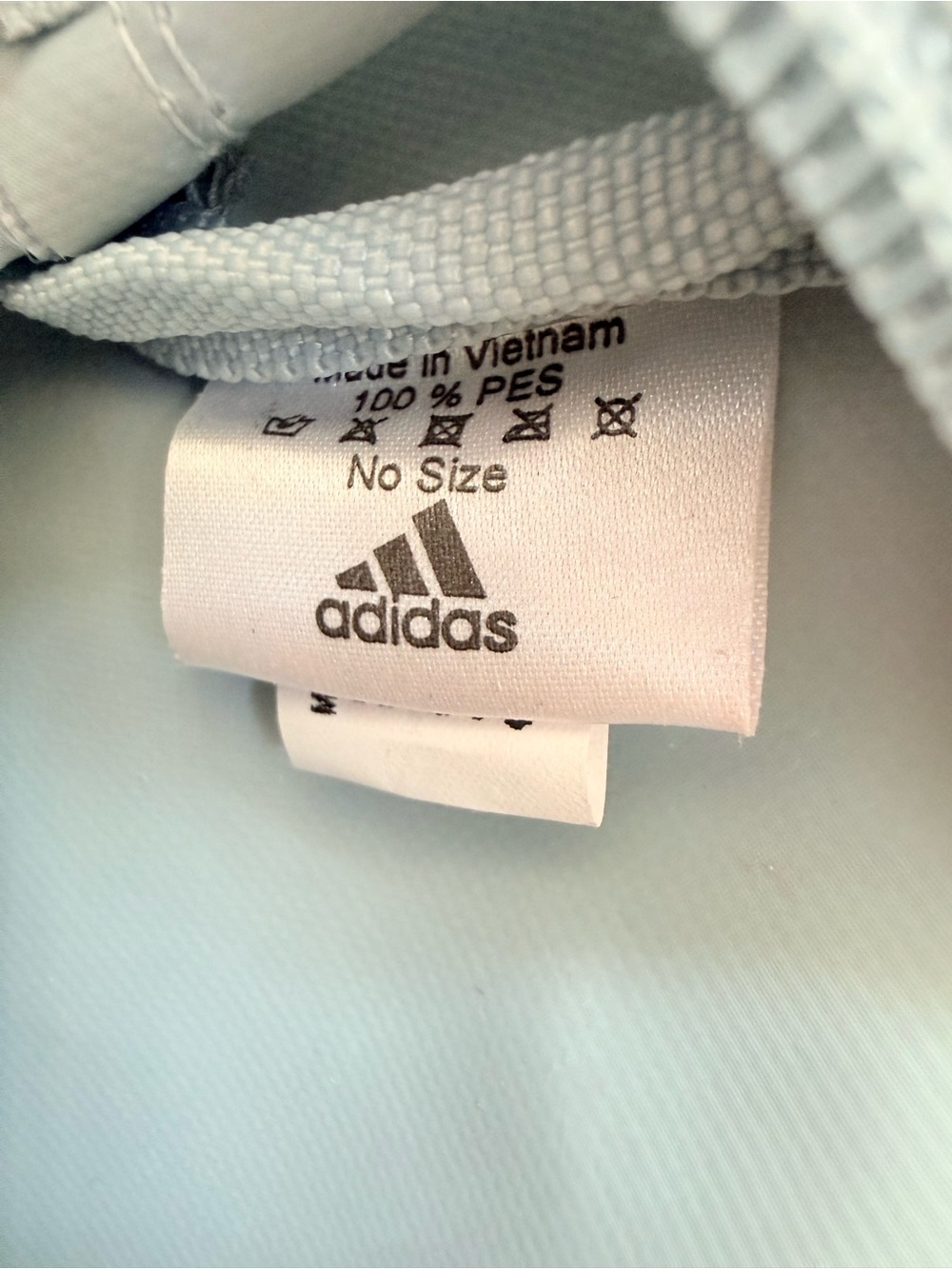Adidas Toiletry Bag - Bowler NWOT - Picture 7 of 9